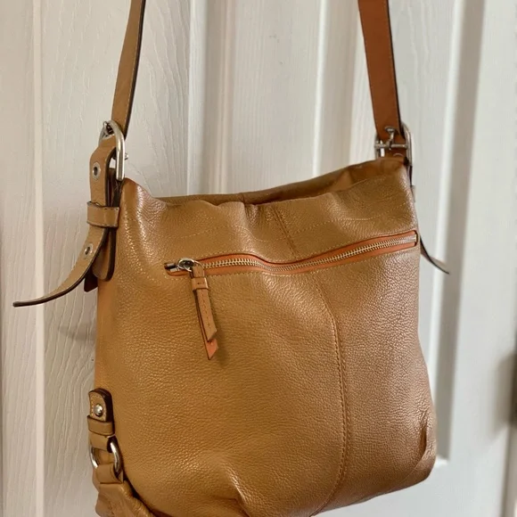 Vintage COACH Pebble F15064 in excellent condition 15 by 11 inch clean interior - Picture 10 of 10